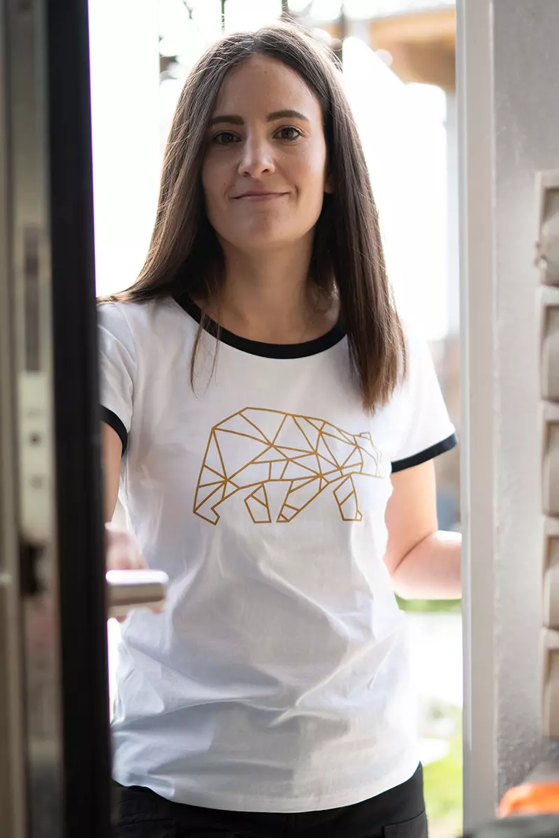 T-shirt, Person, Bluse, Ärmel, Gesicht